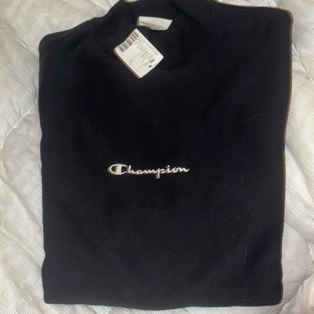 Black womens champion sweatshirt small NWT new cozy